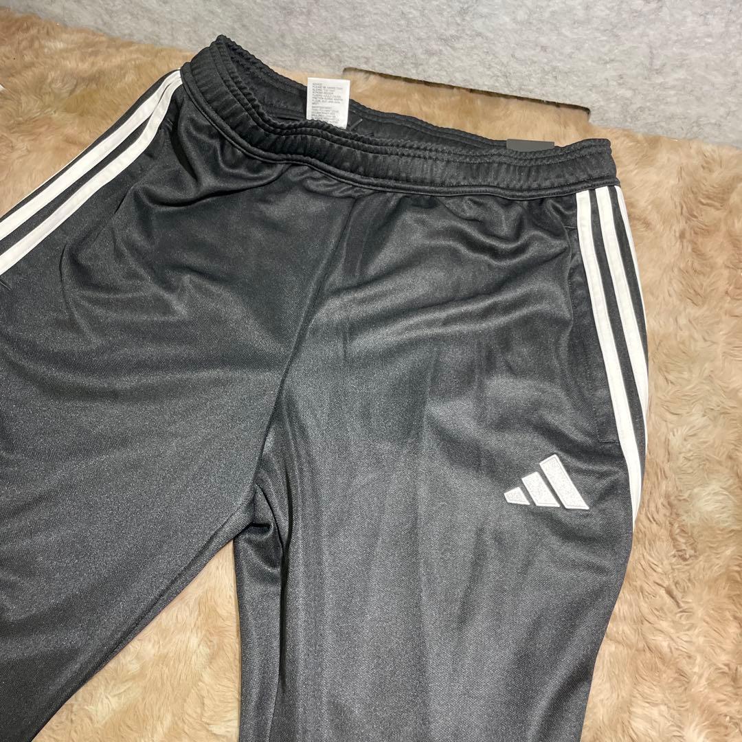 adidasジャージ上下セットトラックスーツメンズ