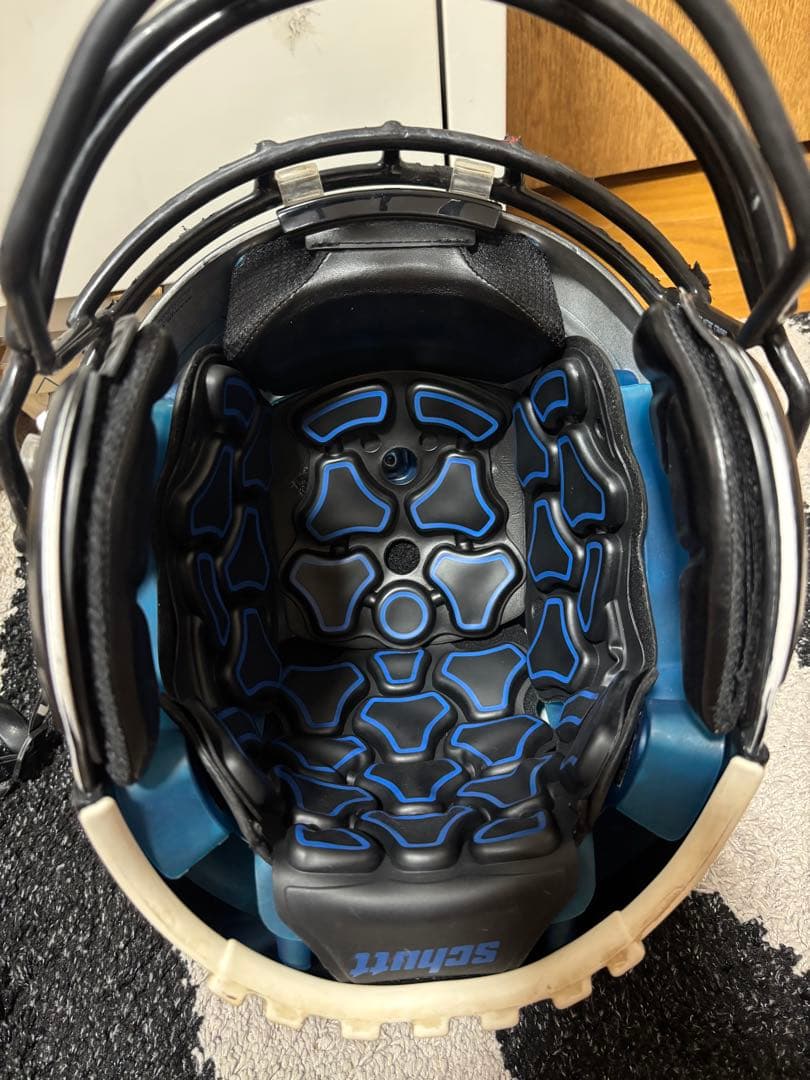 Schutt F7 VTD アメフトヘルメット　パッドほぼ新品