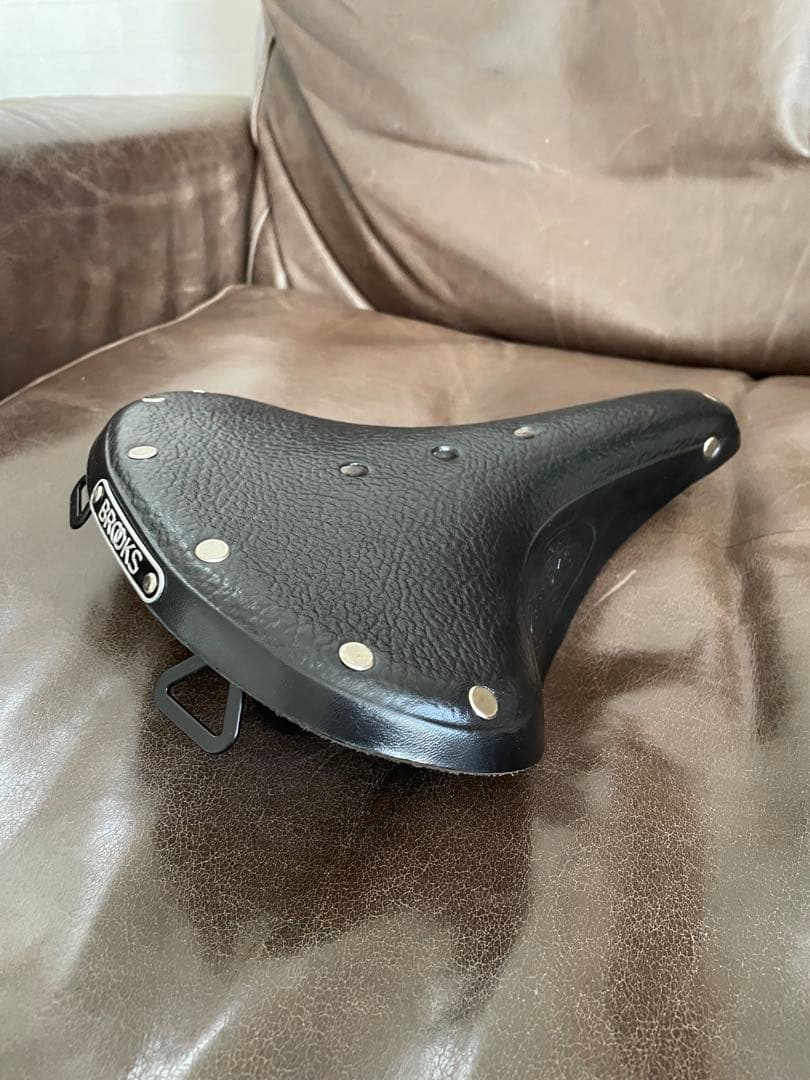 BROOKS ブルックス b68 saddle レザーサドル RIVENDELL