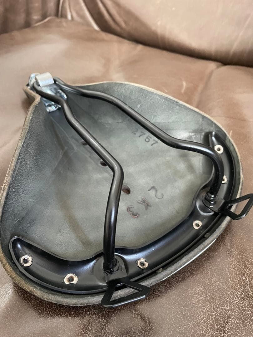 BROOKS ブルックス b68 saddle レザーサドル RIVENDELL