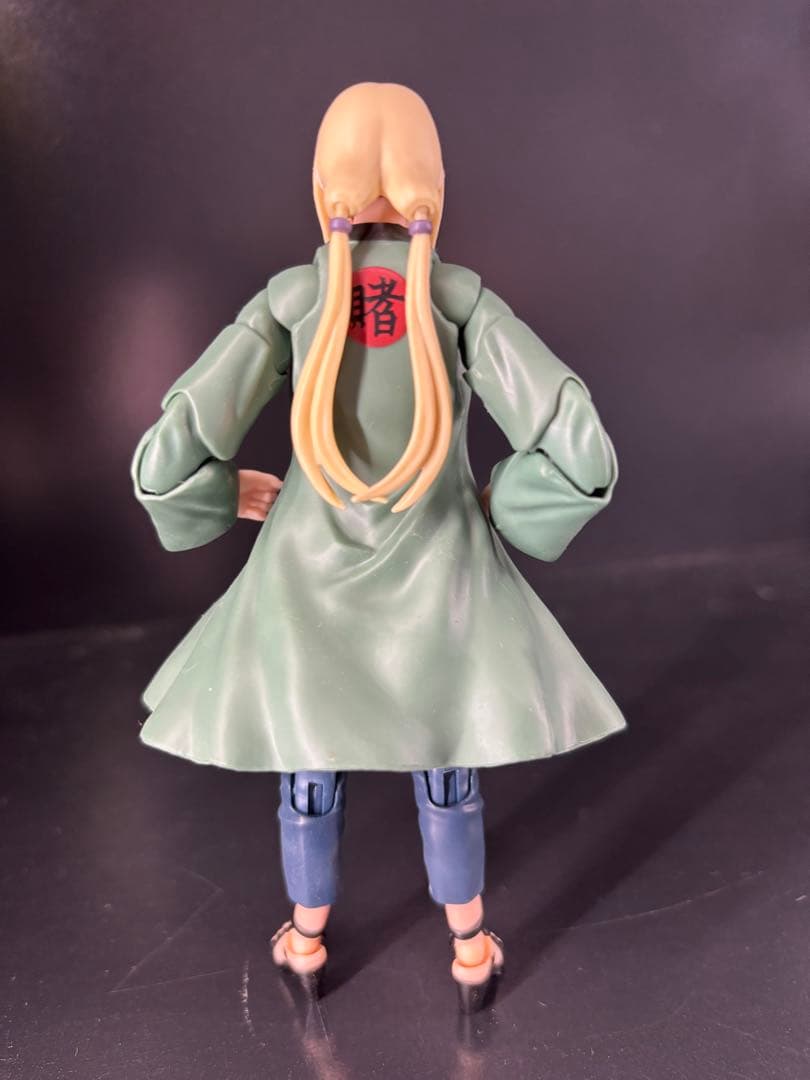S.H.Figuarts 綱手 -百豪極めし伝説の医療忍者
