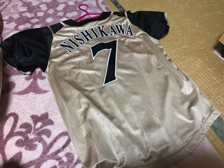 西川遥輝ユニフォーム