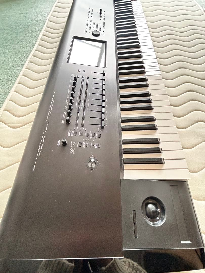 ※都内で手渡し限定※ KORG KRONOS73