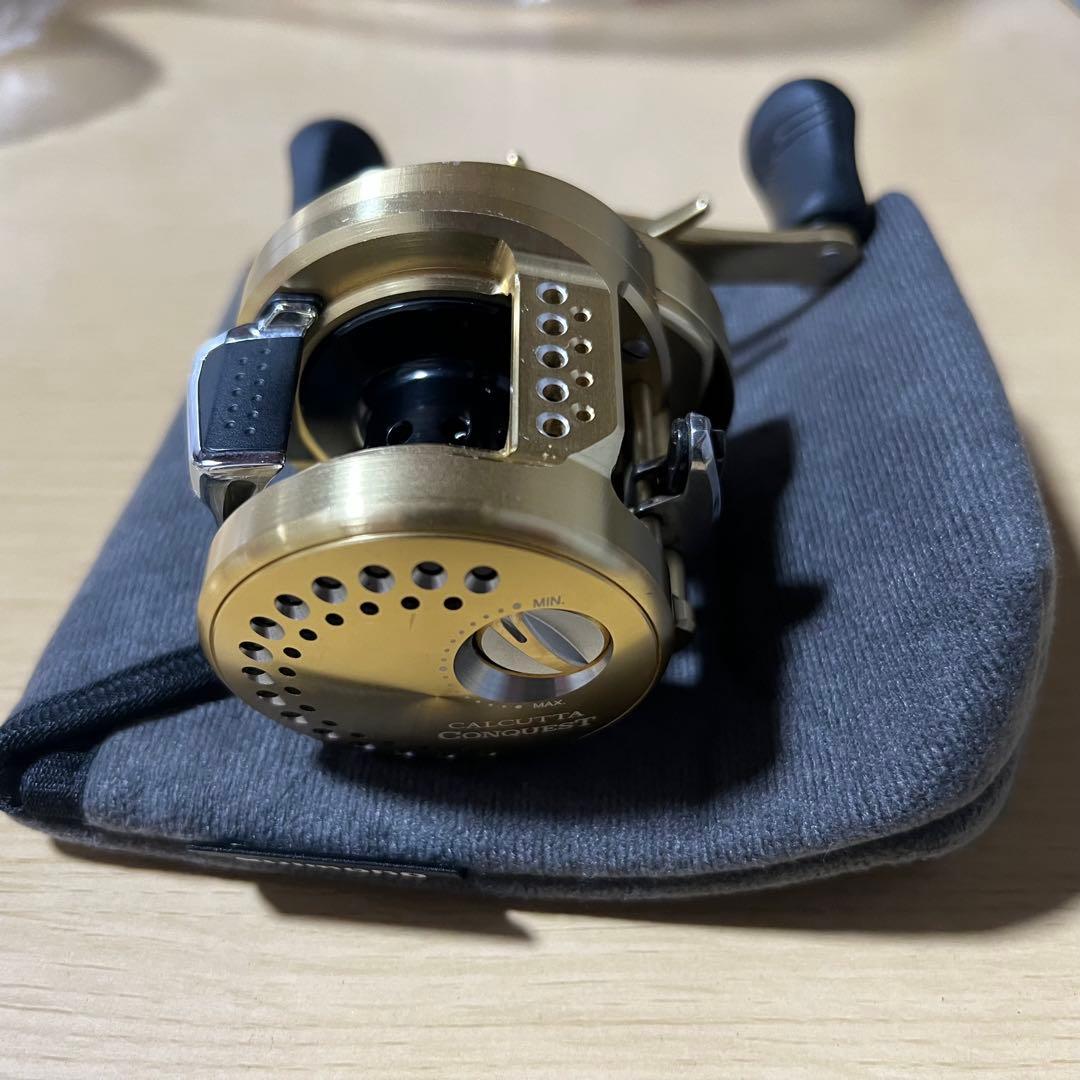 【美品】SHIMANO 15CALCUTTA CONQUEST 201HG