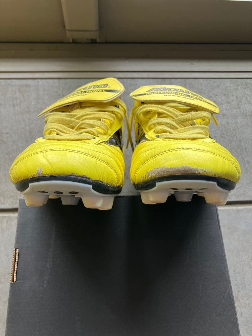 Mizuno モレリア2 30周年モデル イエロー