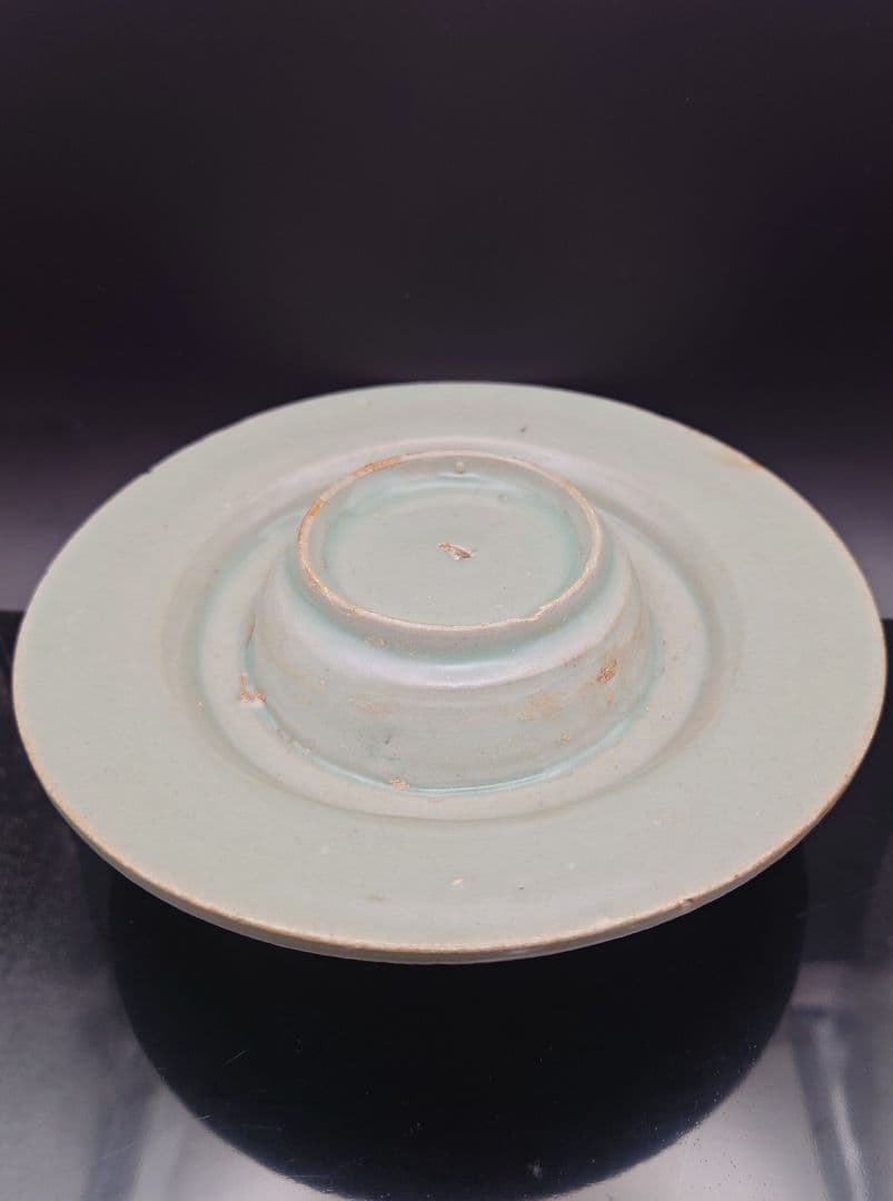 高麗青磁盃台