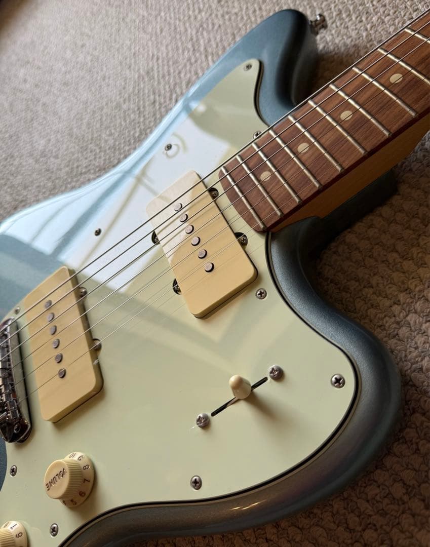 ギター Fender Limited Edition Player Jazzmaster