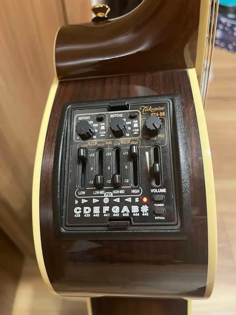 タカミネ500カスタムwithContact Pickup 長渕剛さん使用