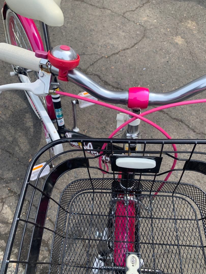 ジュニアサイクル　22インチ　女の子　あさひ自転車 札幌引取り限定