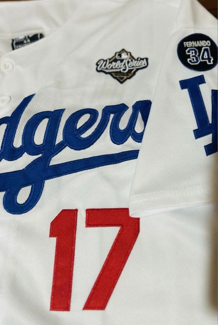 MLB ドジャース　大谷翔平　2025WS仕様　ゴールドバッターマン　ユニホーム
