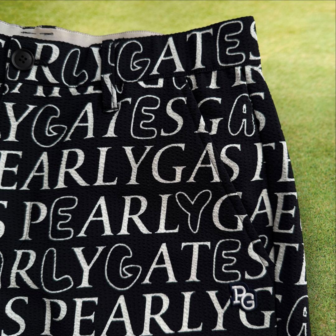 現行モデル　パーリーゲイツ　ハーフパンツ　短パン　黒　総柄　4 M〜L相当