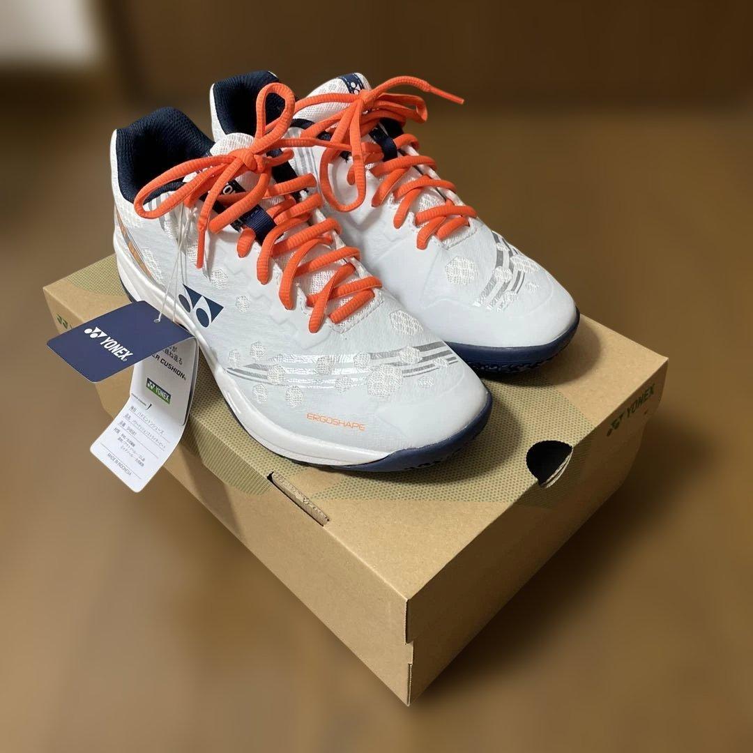 ヨネックス　パワークッション　ストライダービート　26.5 ３Ｅ　新品