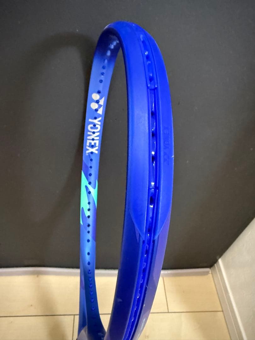 YONEX Eゾーン 100l テニスラケット