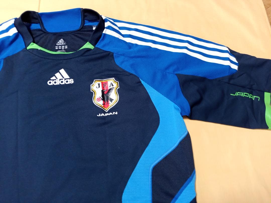 FIFA　ユニフォーム、パンツ　選手支給品　４点セット　　サイズXO JAPAN