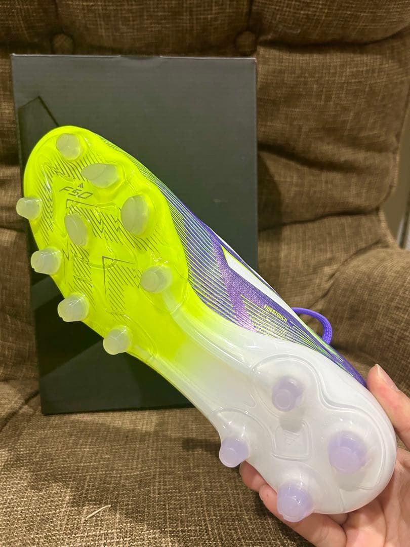【早い者勝ち】 F50 ELITE /土・人工芝用 《24.5cm》