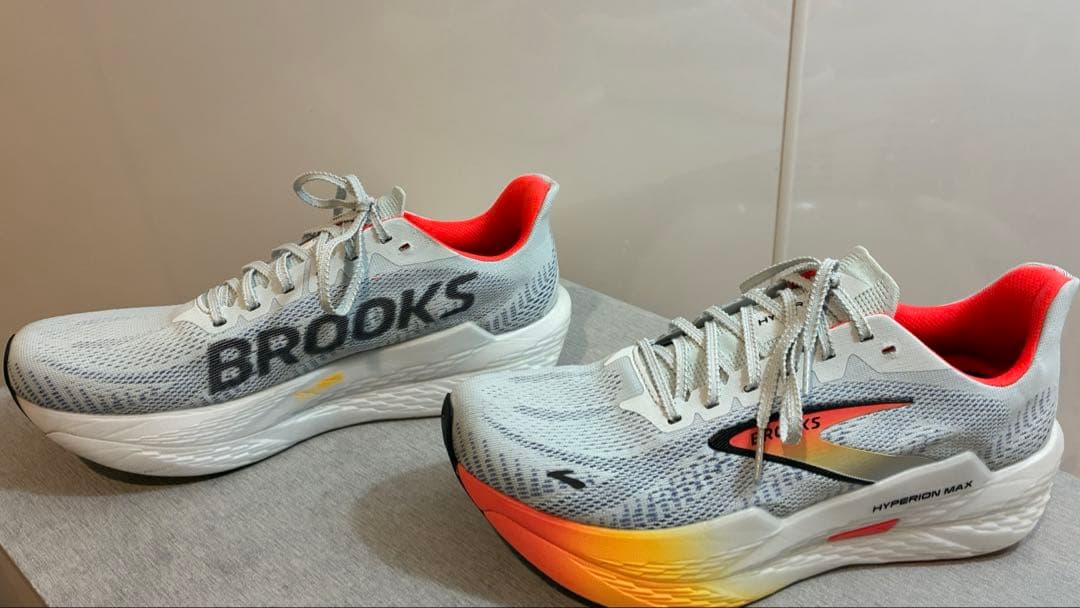 ブルックス　ハイペリオンマックス2/BROOKS Hyperion Max2
