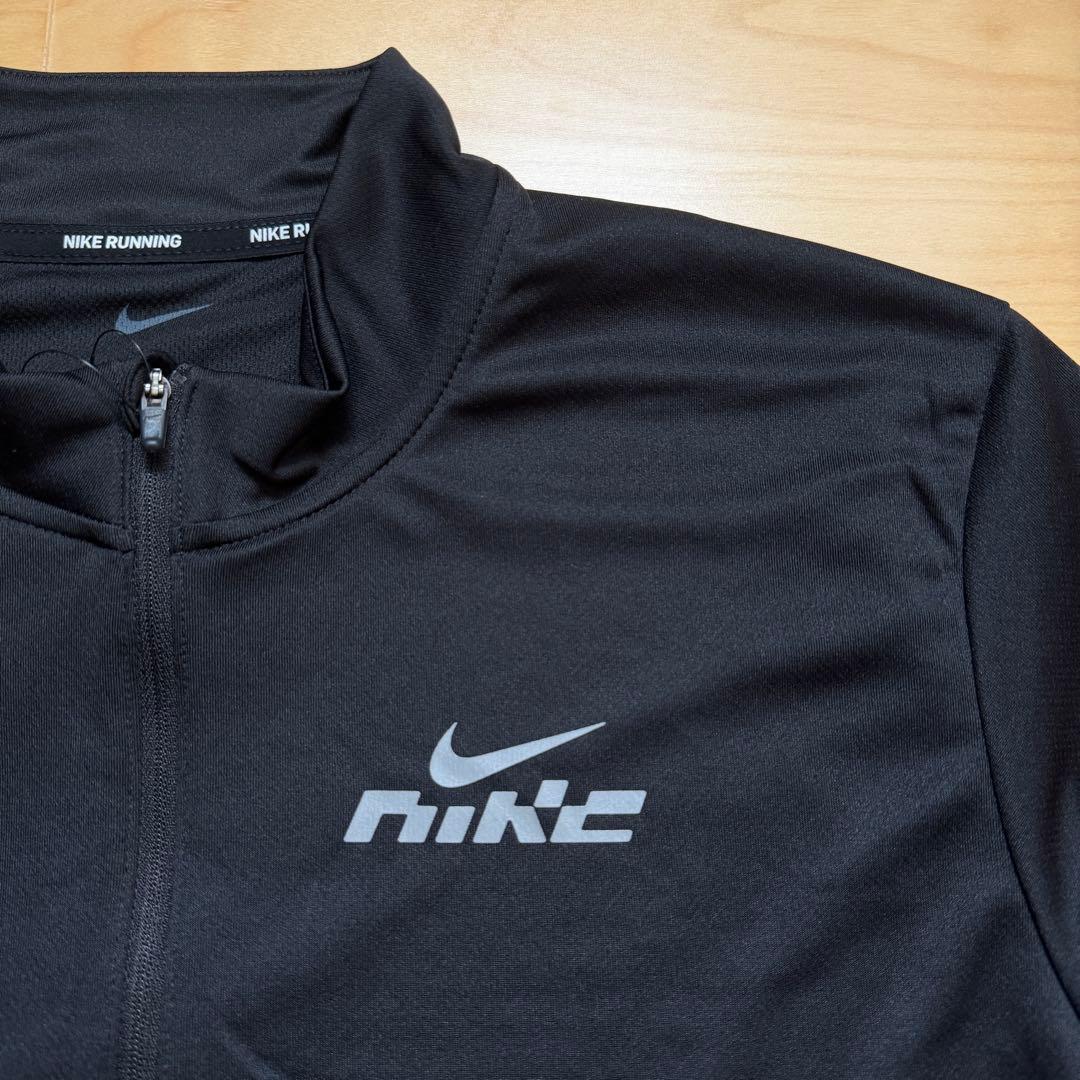 NIKEナイキ　ランニングウェア　長袖　ハーフジップアップシャツ　黒　L 新品