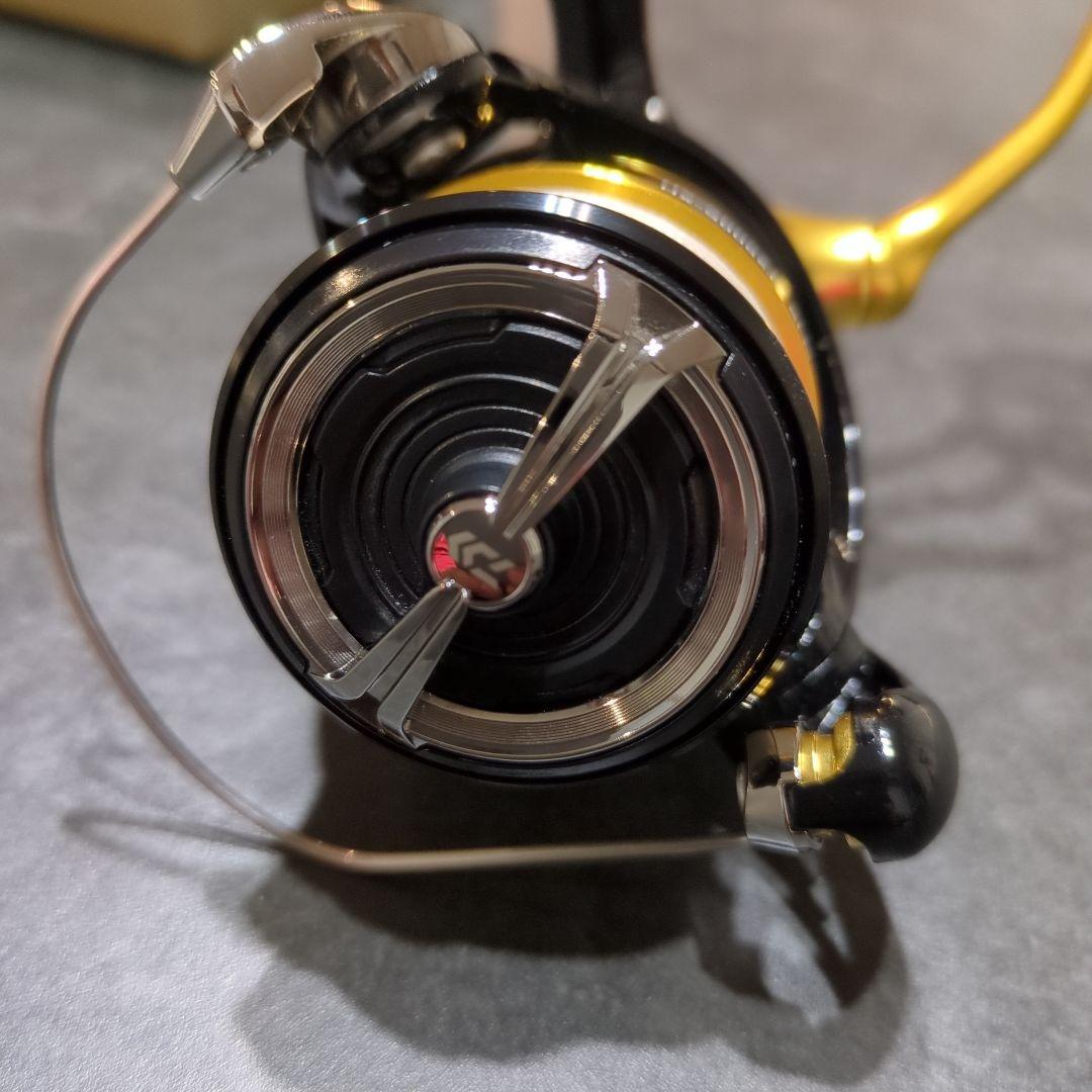 Daiwa LT2500S-XH スピニングリール