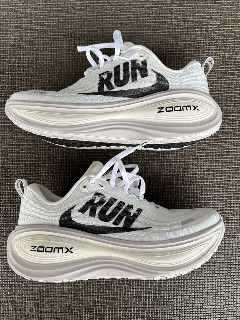 Nike ナイキ ボメロプラス　メンズ24.5センチ