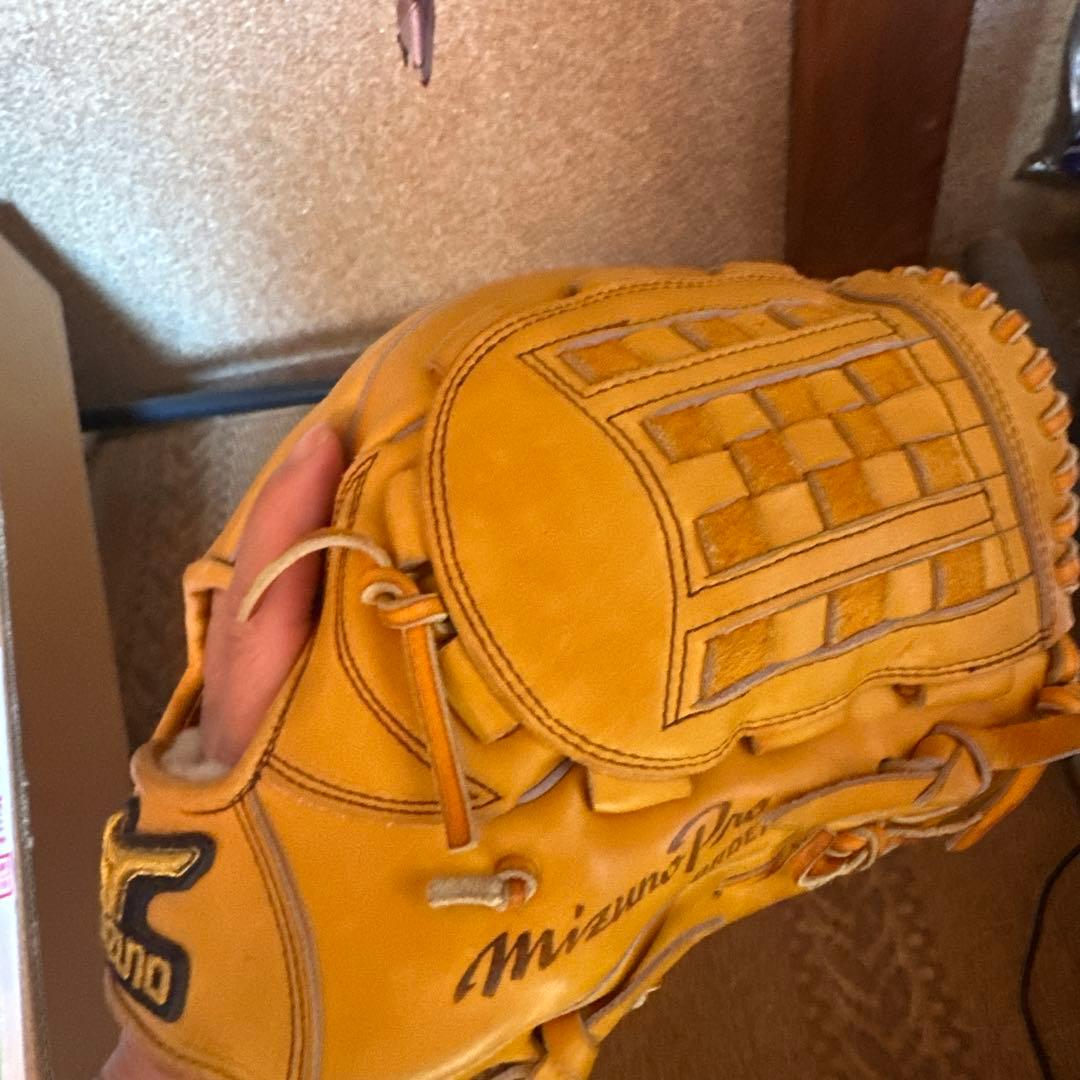 Mizuno プロモデル イエローグローブ