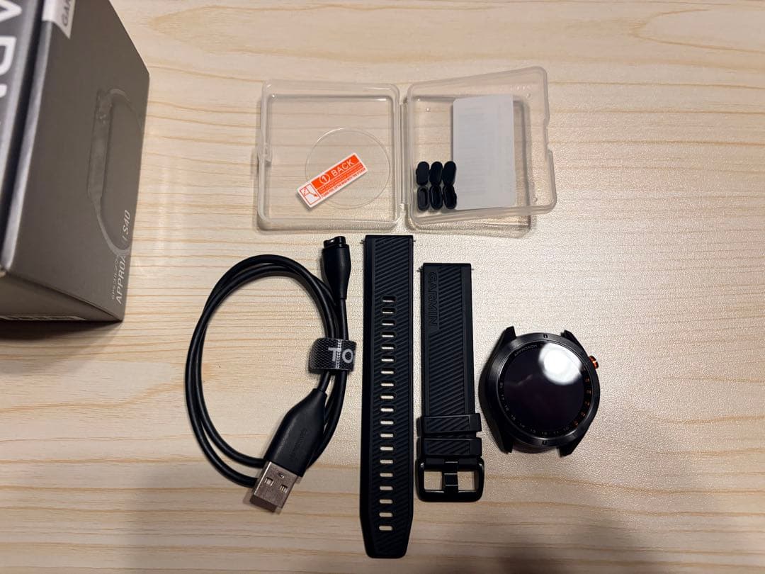 GARMIN APPROACH S40 GPSナビ　＋おまけ（ガラスフィルム等）