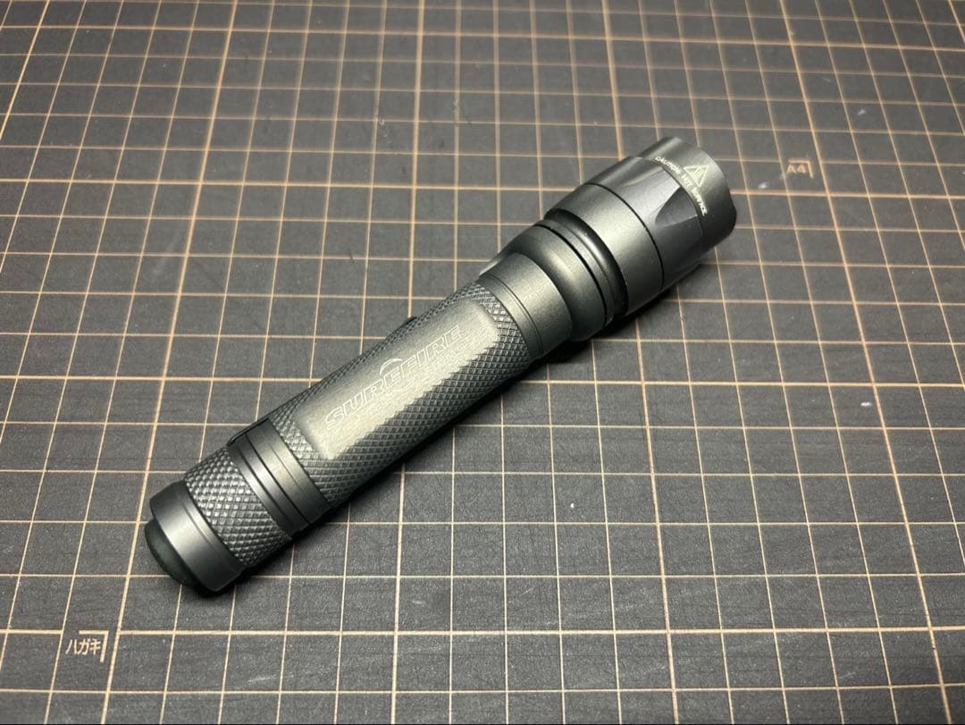 ライト・ランタン SUREFIRE L4 DIGITAL LUMAMAX
