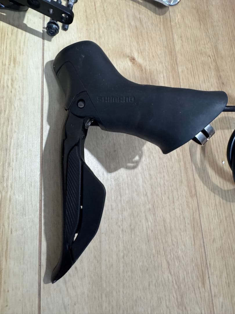Shimano 105 Di2 コンポーネントセット