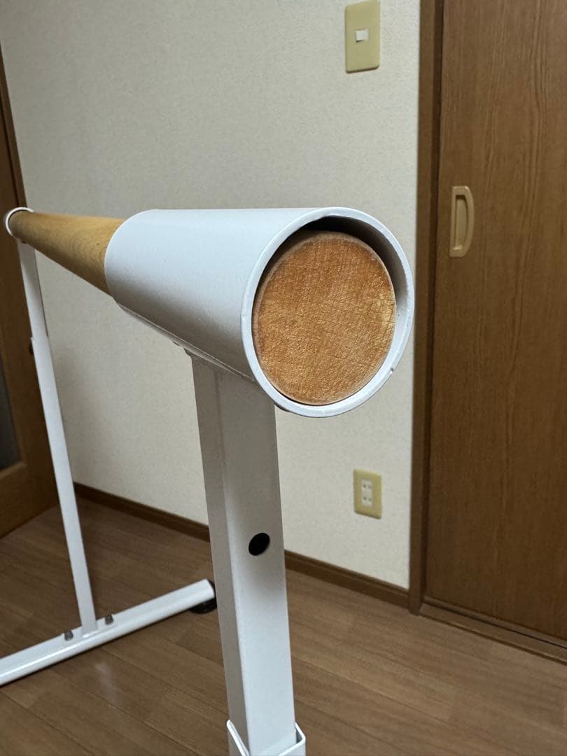 RiZKiZ バレエバー スタンド　ホワイト