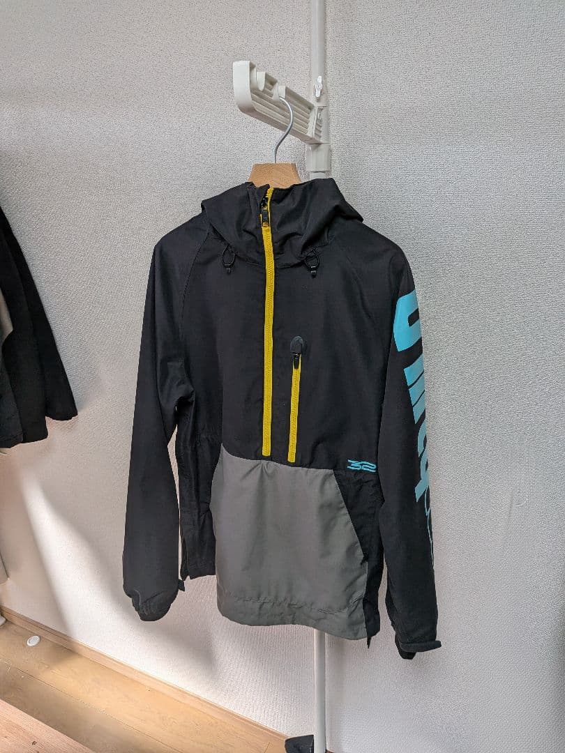 thirtytwo 32 スノーボードウェア アノラックジャケット