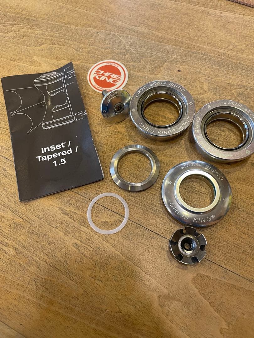 新品Chris King Inset4 / Tapered 1.5 本物