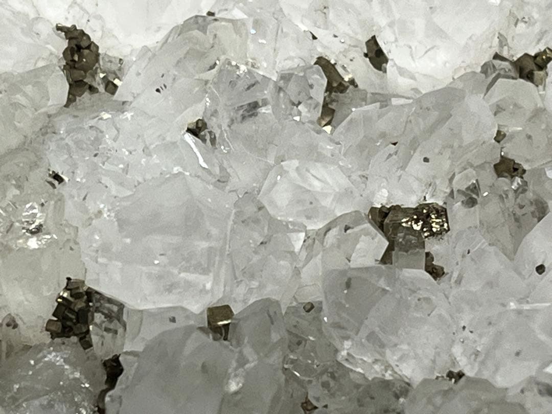 水晶　2ｋｇ