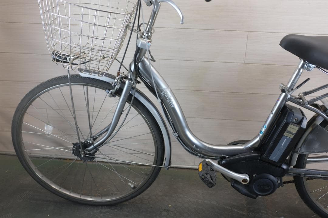 電動自転車 ブリヂストン製アシスタ　26インチ　3段　8.9Ah