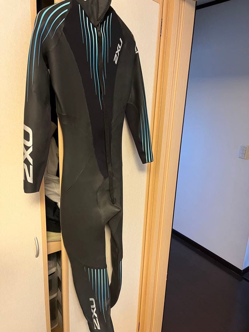 2XU フルスーツ ブラック 青ストライプ