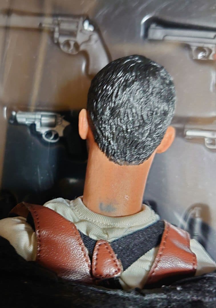 エンターベイ 1/6 フィギュア