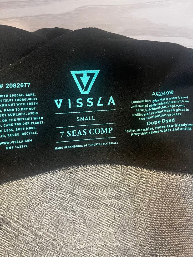 Vissla ウェットスーツ3x2ミリ
