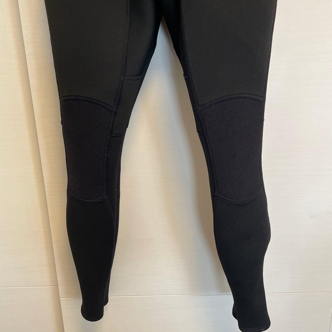 ROXY ウェットスーツ　￼Mサイズ　値下げ中！