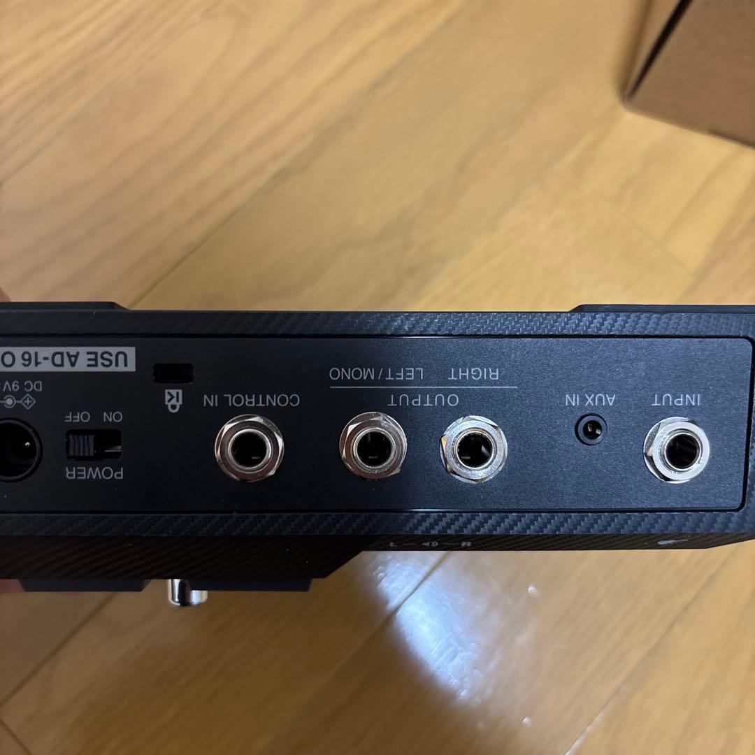 ZOOM G2 FOUR ギターエフェクター　マルチ