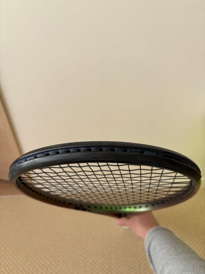 Wilson Blade V8 98 305g グリップ2
