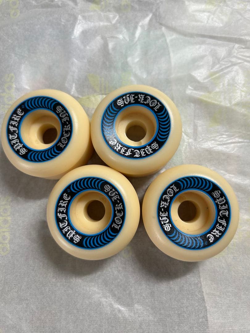 スピットファイア　ロックインズ　LOCK-INS ウィール 52mm 99A
