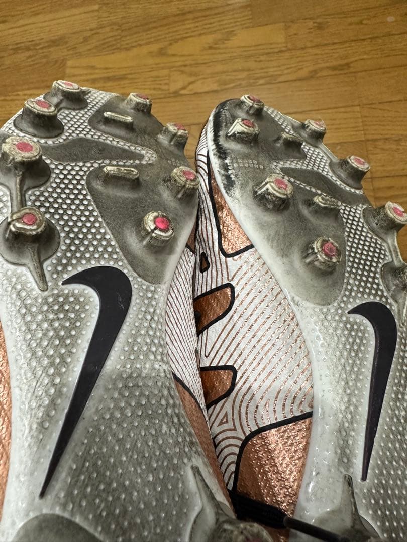NIKEズーム マーキュリアル ヴェイパー15 PRO HG
