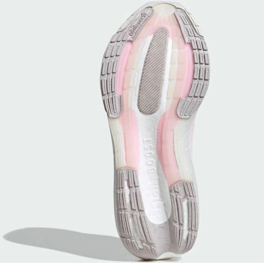 新品 定2.5万 adidas アディダス 軽量 ランニングシューズ 27cm