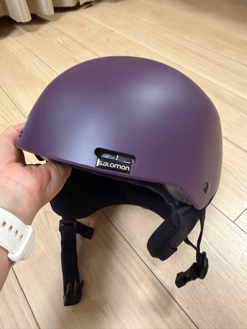 未使用salomonヘルメット　スノーボード　スキー　ウェアセット子ども用