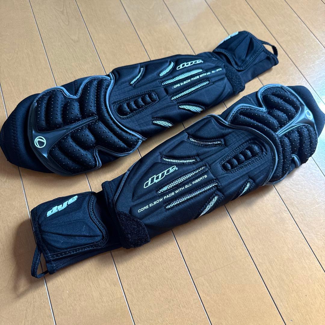 Dye プレシジョン パフォーマンス エルボーパッド S size