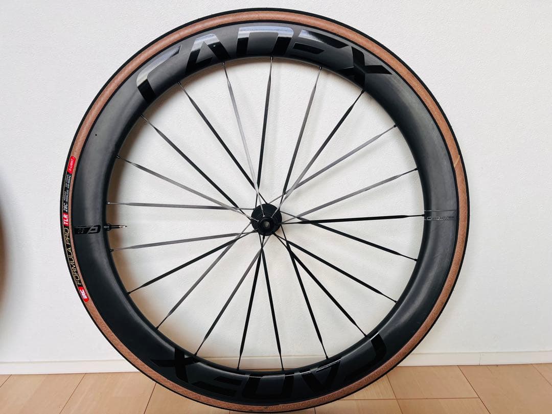 【状態良好】CADEX 50 ULTRA TUBELESS 前後　タイヤ付