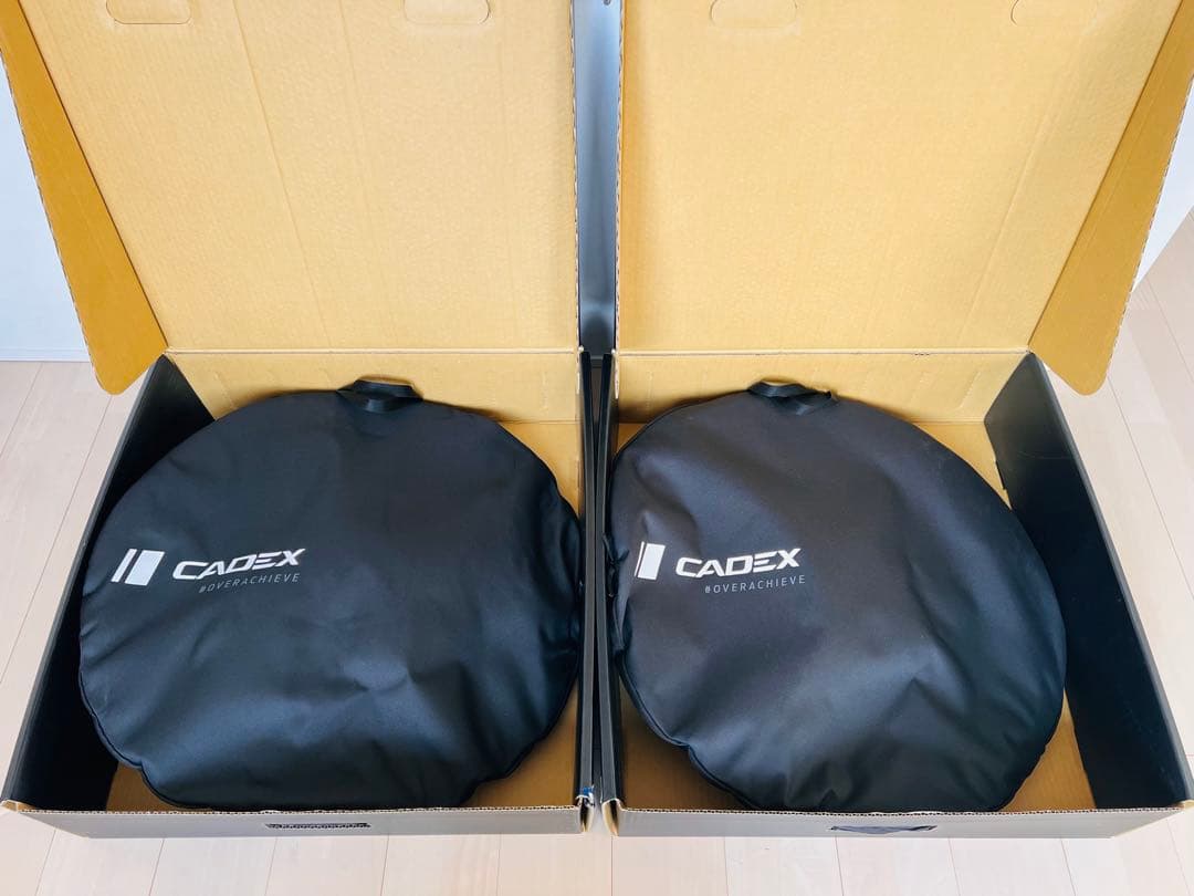 【状態良好】CADEX 50 ULTRA TUBELESS 前後　タイヤ付