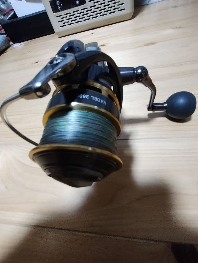 ダイワ　ヴァデル3500　 VADEL3500 スピニングリール