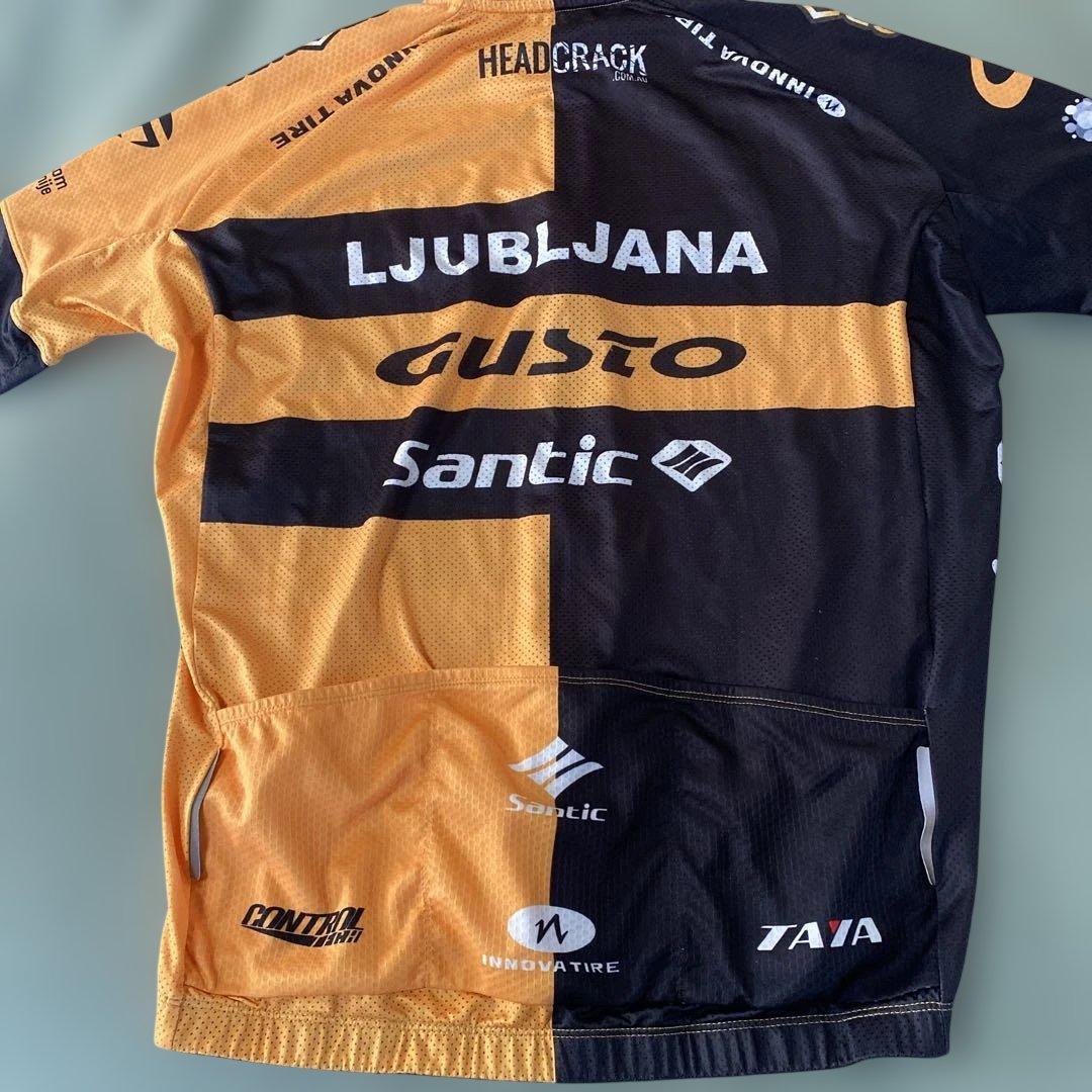 GUSTOサイクルジャージとビブショーツのセット　２ＸＬ
