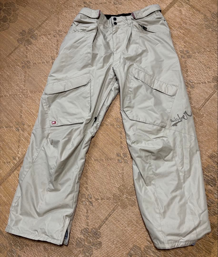 Quiksilver XL スノーボードウェア　上下セット＋α