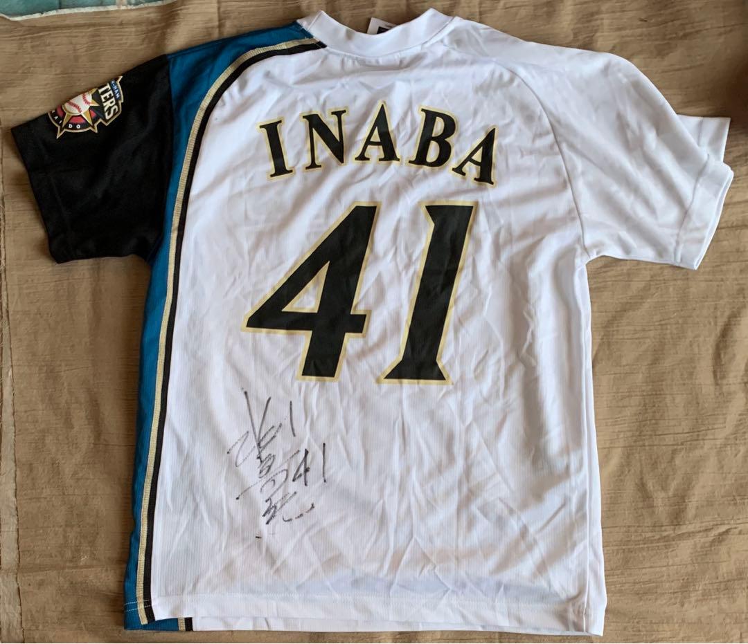 日本ハムファイターズ　稲葉　サイン入りＴシャツ