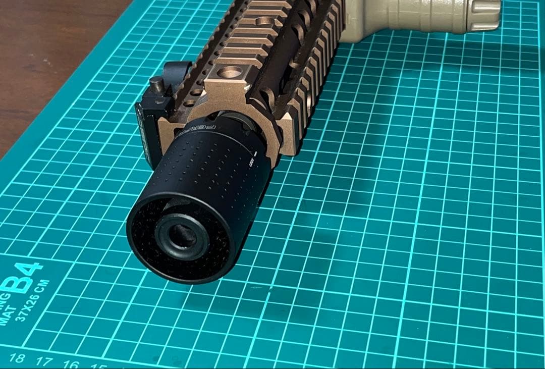 フラッシュハイダー　 FERFRANS サプレッサー　CRD マッドブル